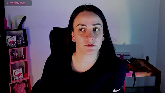 sara goodgirl13 online show from 10.02.25