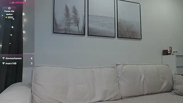 Snapshot of Linaa_Land chatting on 01.30.25 Linaa Land online show from 01.30.25