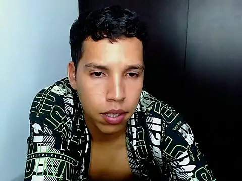 loggganfross online show from 04.15.26