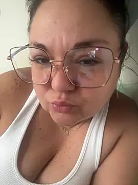 MikyVesela online show from 11.05.25