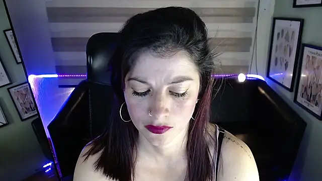 Aliiz 01 online show from 03.27.26