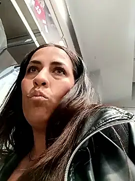 Lena-32 online show from 04.18.26