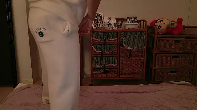 Megu Melon online show from 10.31.25