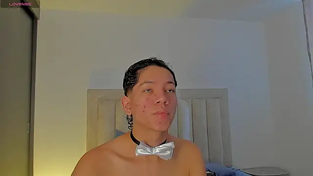 JulianRose 1 online show from 09.13.25