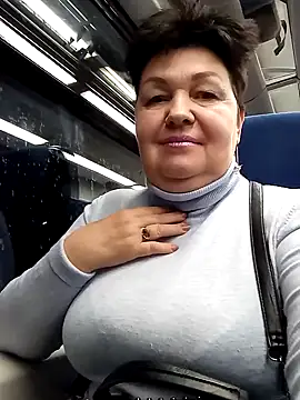 Snapshot of FantasyMichelle chatting on 01.03.25 FantasyMichelle online show from 01.03.25