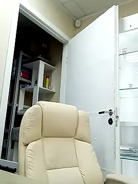 Snapshot of FantasyMichelle chatting on 01.12.25 FantasyMichelle online show from 01.12.25