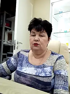 Snapshot of FantasyMichelle chatting on 01.19.25 FantasyMichelle online show from 01.19.25