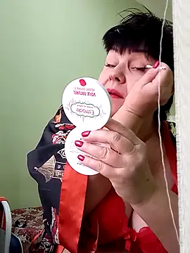 Snapshot of FantasyMichelle chatting on 02.05.25 FantasyMichelle online show from 02.05.25