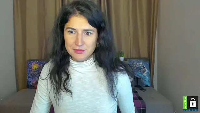 Snapshot of Alianna_Solo_Kisses chatting on 11.19.25 Alianna Solo Kisses online show from 11.19.25