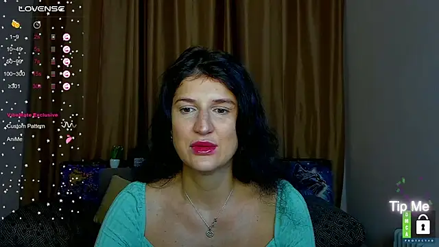 Snapshot of Alianna_Solo_Kisses chatting on 01.09.26 Alianna Solo Kisses online show from 01.09.26