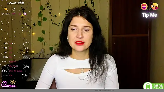 Snapshot of Alianna_Solo_Kisses chatting on 02.10.26 Alianna Solo Kisses online show from 02.10.26