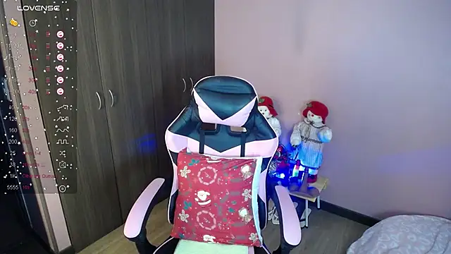 paolagomez  online show from 11.12.25