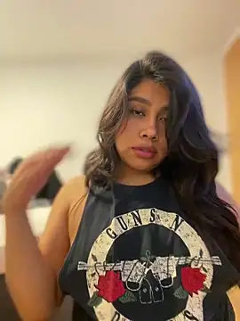 Snapshot of -Sammyxxx chatting on 02.24.25 -Sammyxxx online show from 02.24.25