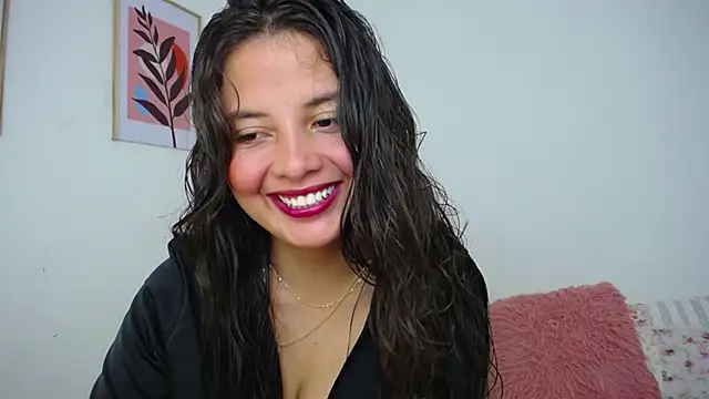 Snapshot of lirio05 chatting on 02.24.25 lirio05 online show from 02.24.25