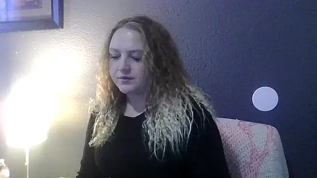 PhatAssBlond online show from 02.25.25