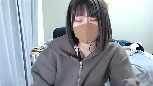 izumi  123 online show from 12.05.24