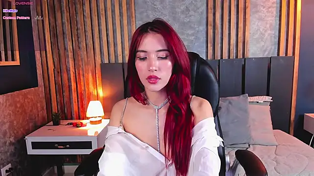 Christina Johns online show from 01.30.25