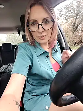 Snapshot of Jade_Emeraud chatting on 02.10.25 Jade Emeraud online show from 02.10.25