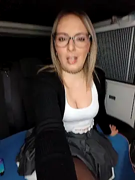 Jade Emeraud online show from 02.03.26