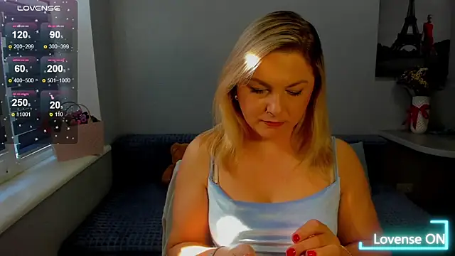 Snapshot of sweet___margaret chatting on 05.16.26 sweet margaret online show from 05.16.26