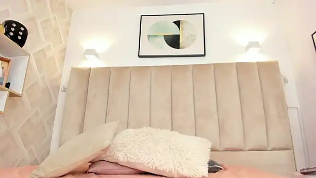 Anniie Queen online show from 03.31.26