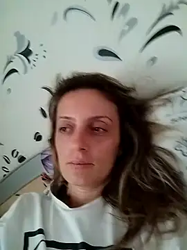 SophyGirl online show from 10.27.25