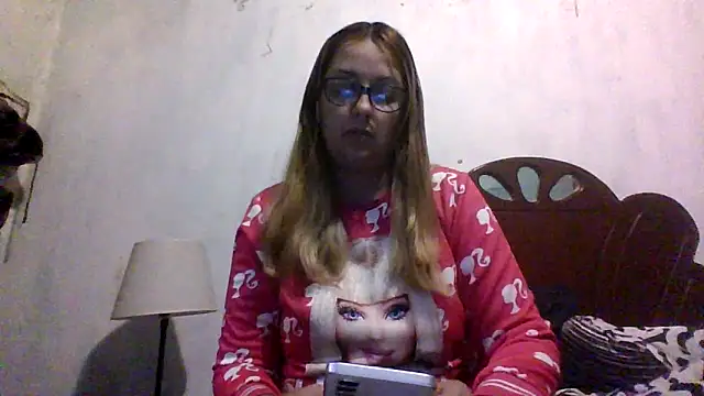 Samanthat33 online show from 11.15.25