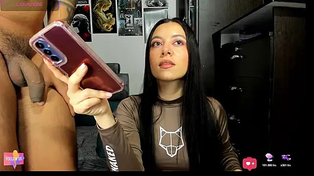 Snapshot of ethan_chloeee chatting on 03.01.26 ethan chloeee online show from 03.01.26