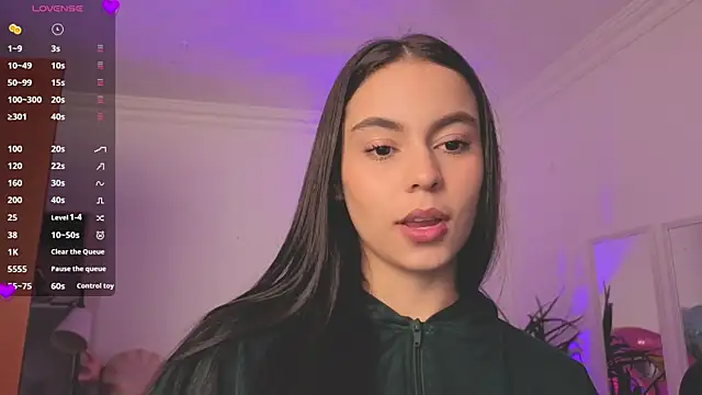 Snapshot of Aleejaa__ chatting on 04.29.26 Aleejaa online show from 04.29.26