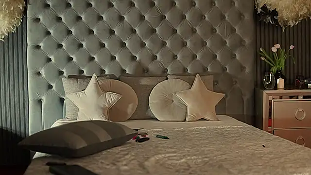 AmelyNoir online show from 03.04.25