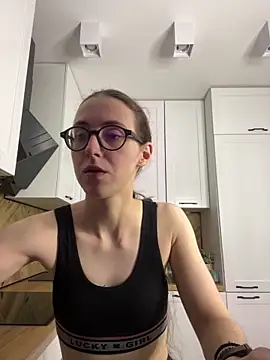 MartiniiSelenna online show from 11.25.25