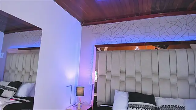 Snapshot of AngelineHeet chatting on 12.04.24 AngelineHeet online show from 12.04.24