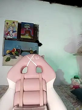 lovely kitt online show from 03.11.26