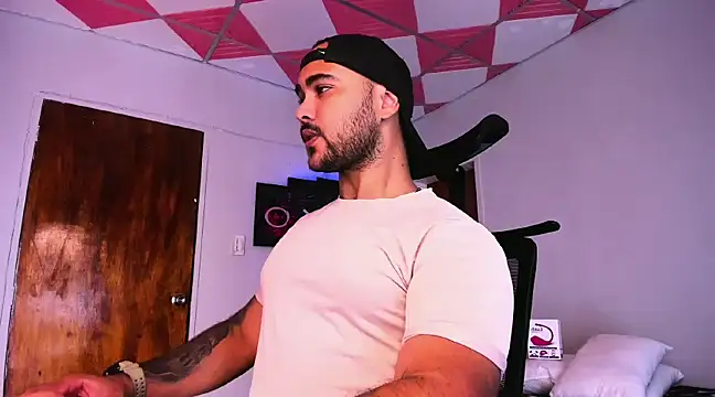 Sebas-hott online show from 12.19.24