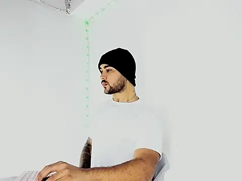 Sebas-hott online show from 09.19.25