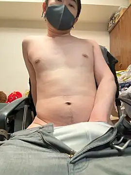 Snapshot of kentyken chatting on 03.19.26 kentyken online show from 03.19.26