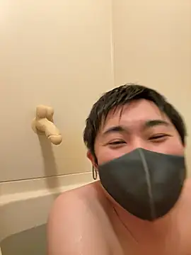 Snapshot of kentyken chatting on 03.20.26 kentyken online show from 03.20.26