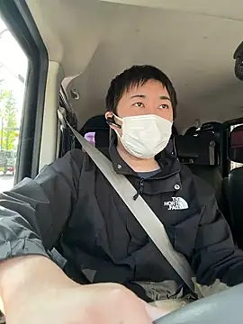 Snapshot of kentyken chatting on 04.16.26 kentyken online show from 04.16.26