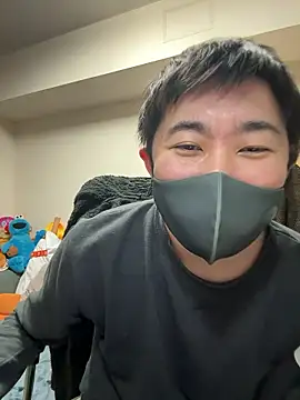Snapshot of kentyken chatting on 04.19.26 kentyken online show from 04.19.26