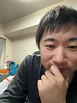 Snapshot of kentyken chatting on 04.23.26 kentyken online show from 04.23.26