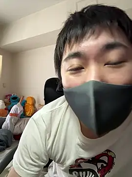 Snapshot of kentyken chatting on 04.26.26 kentyken online show from 04.26.26