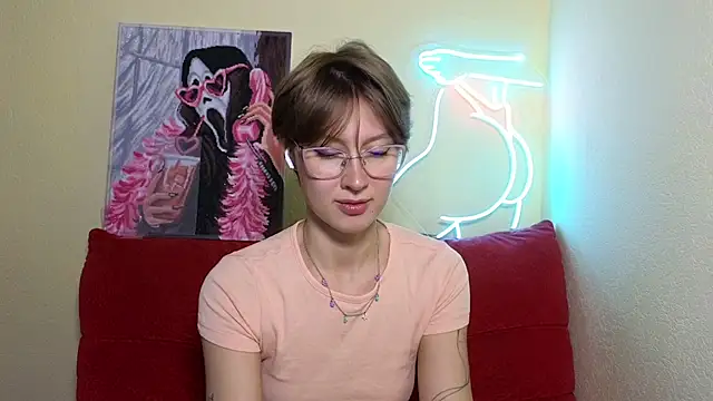 Snapshot of MalvinaBlum chatting on 09.20.25 MalvinaBlum online show from 09.20.25