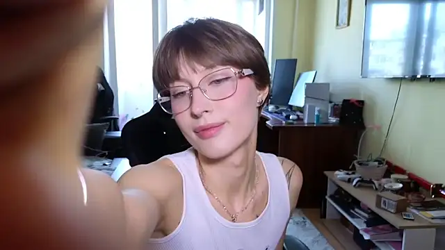 Snapshot of MalvinaBlum chatting on 03.21.26 MalvinaBlum online show from 03.21.26