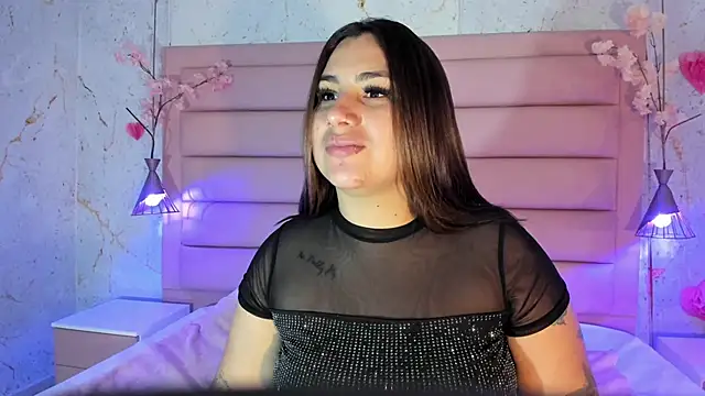 sabrinamilani online show from 04.10.26