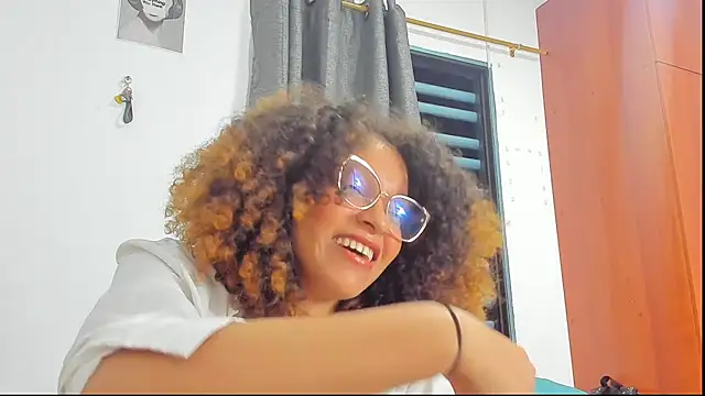 Snapshot of Ada_gales_ chatting on 10.30.25 Ada gales  online show from 10.30.25