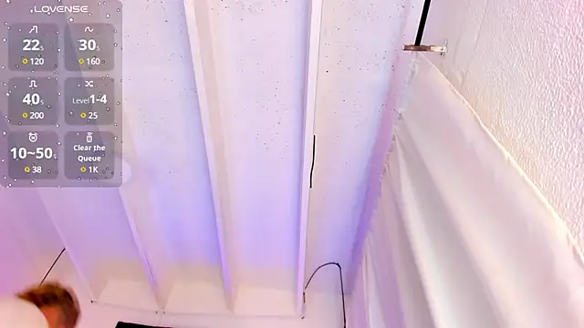 Snapshot of Angel_Snowhotxxx chatting on 02.27.25 Angel Snowhotxxx online show from 02.27.25