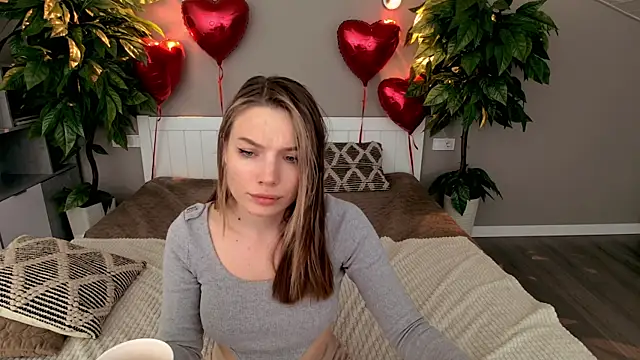 IceDanielles online show from 02.16.25