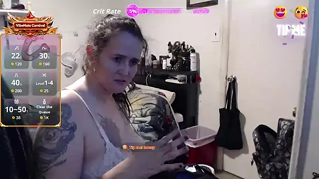 Demonicmiss online show from 07.12.26
