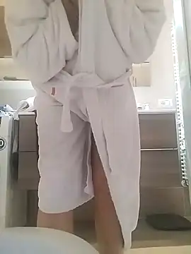 Snapshot of MATTIS11 chatting on 03.11.25 MATTIS11 online show from 03.11.25