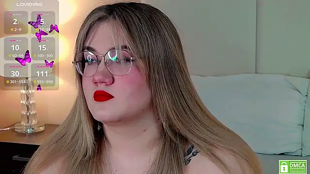 Nancy Mooree online show from 09.11.25